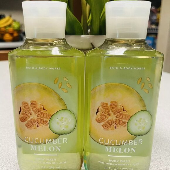 BATH & BODY WORKS CUCUMBER MELON SHOWER GEL SET OF TWO LOT OF 2 NEW! FRESH FRUIT - Picture 3 of 4